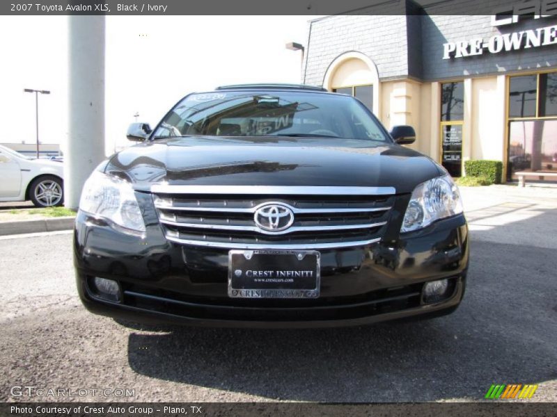 Black / Ivory 2007 Toyota Avalon XLS