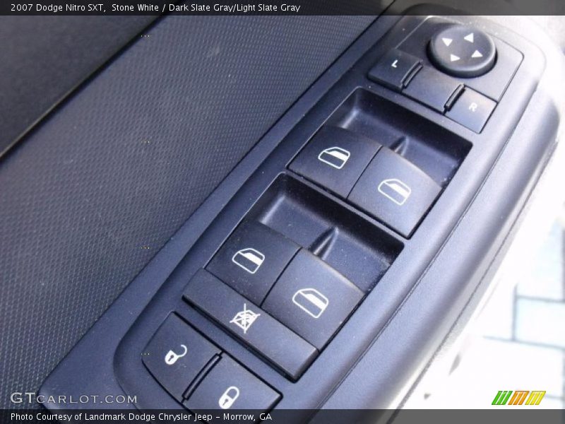 Stone White / Dark Slate Gray/Light Slate Gray 2007 Dodge Nitro SXT