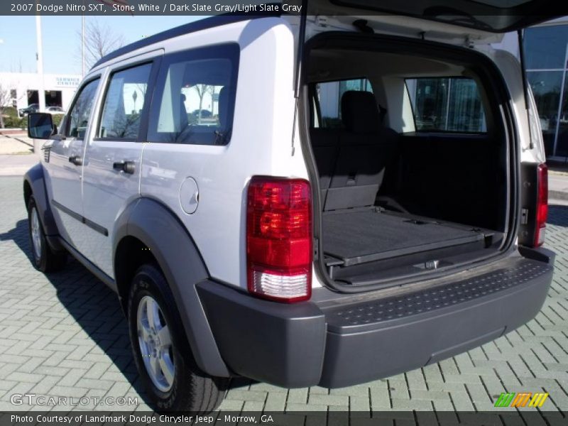 Stone White / Dark Slate Gray/Light Slate Gray 2007 Dodge Nitro SXT
