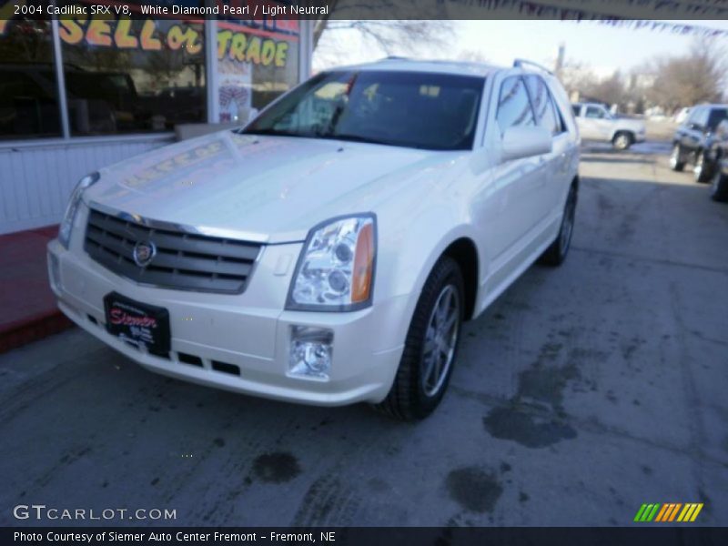 White Diamond Pearl / Light Neutral 2004 Cadillac SRX V8