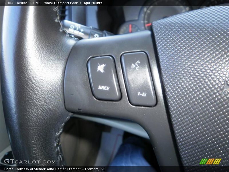 White Diamond Pearl / Light Neutral 2004 Cadillac SRX V8