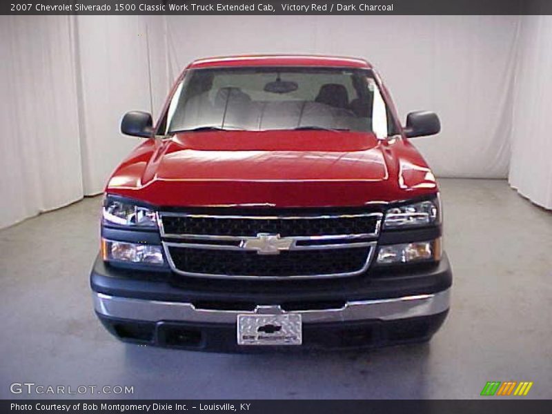 Victory Red / Dark Charcoal 2007 Chevrolet Silverado 1500 Classic Work Truck Extended Cab
