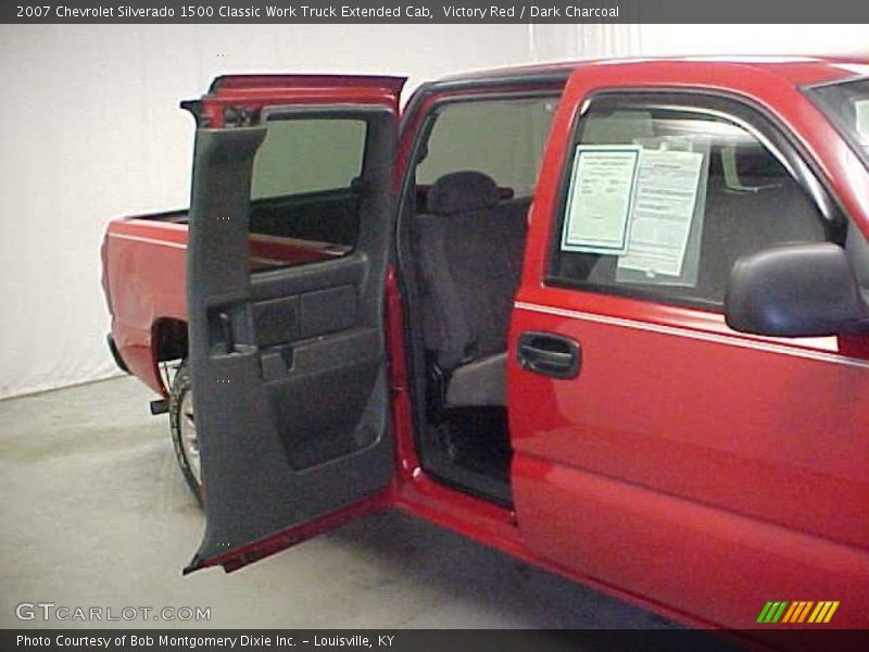 Victory Red / Dark Charcoal 2007 Chevrolet Silverado 1500 Classic Work Truck Extended Cab