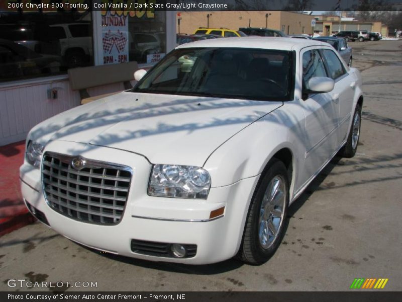 Cool Vanilla / Dark Slate Gray/Light Graystone 2006 Chrysler 300 Touring