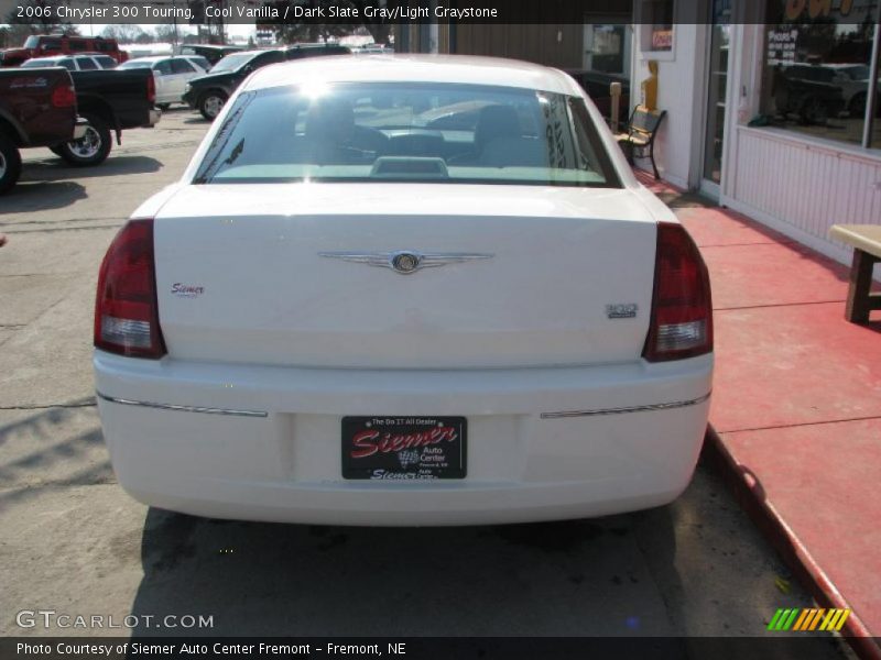 Cool Vanilla / Dark Slate Gray/Light Graystone 2006 Chrysler 300 Touring