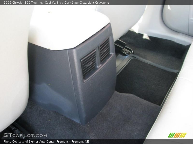Cool Vanilla / Dark Slate Gray/Light Graystone 2006 Chrysler 300 Touring