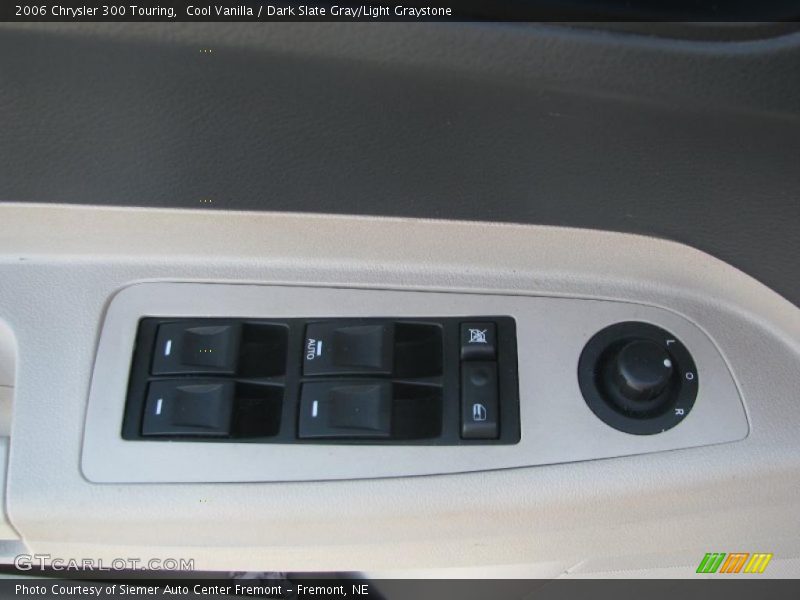 Cool Vanilla / Dark Slate Gray/Light Graystone 2006 Chrysler 300 Touring