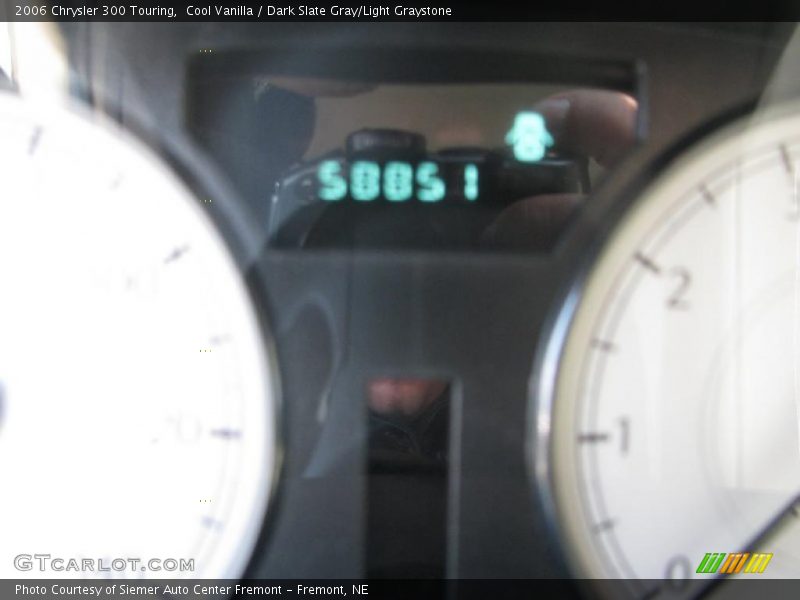 Cool Vanilla / Dark Slate Gray/Light Graystone 2006 Chrysler 300 Touring