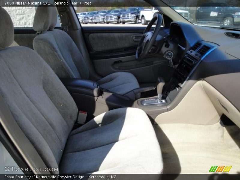 Icelandic Pearl / Frost 2000 Nissan Maxima GXE