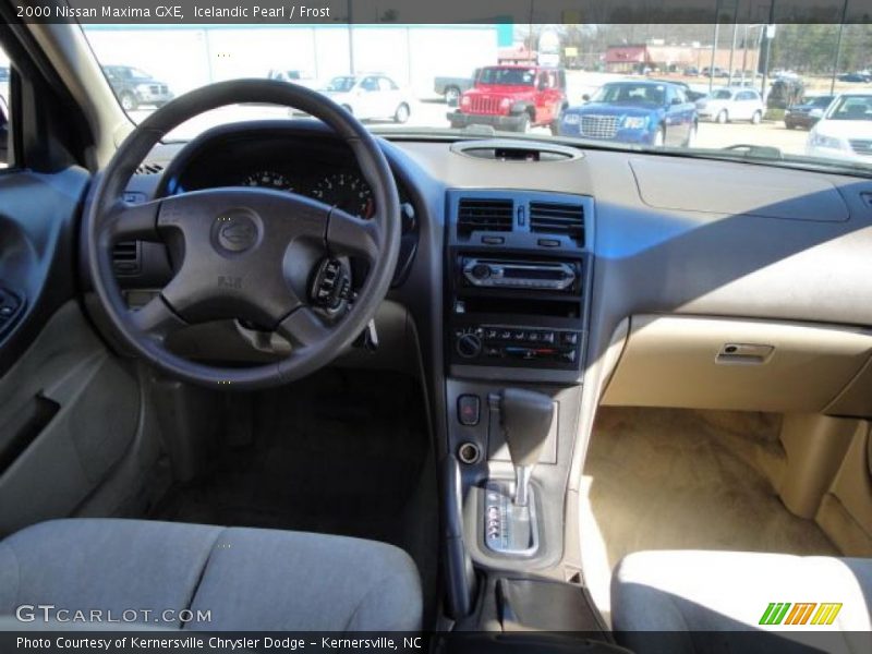 Icelandic Pearl / Frost 2000 Nissan Maxima GXE