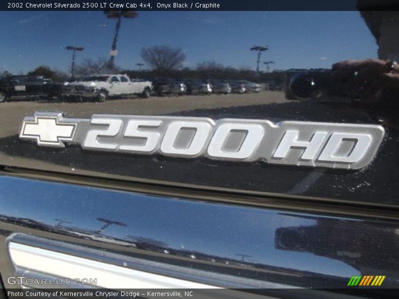 Onyx Black / Graphite 2002 Chevrolet Silverado 2500 LT Crew Cab 4x4