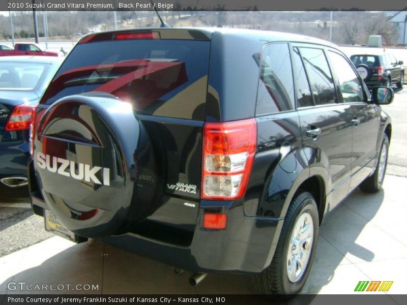 Black Pearl / Beige 2010 Suzuki Grand Vitara Premium