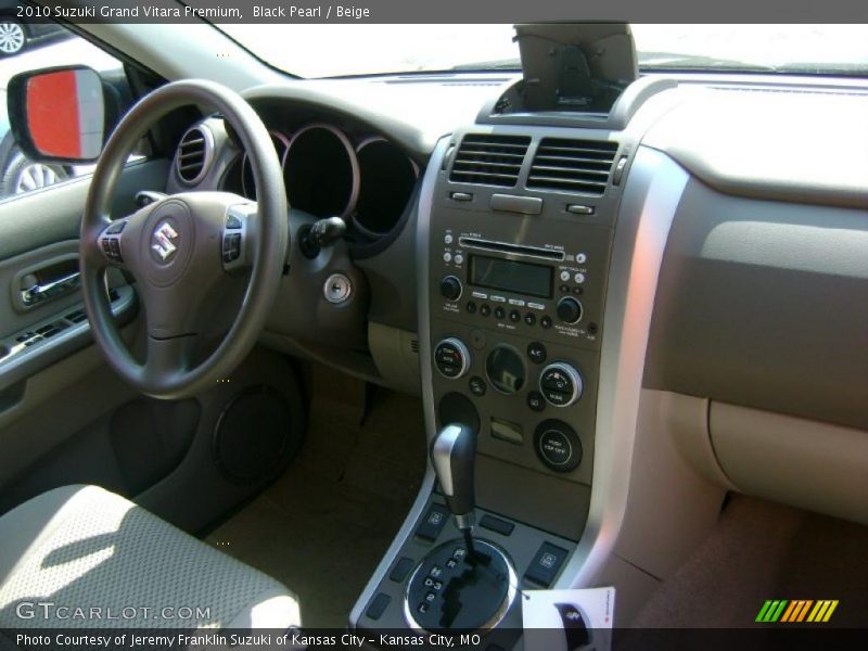 Black Pearl / Beige 2010 Suzuki Grand Vitara Premium