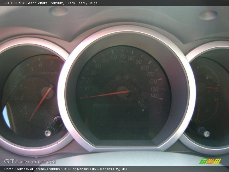 Black Pearl / Beige 2010 Suzuki Grand Vitara Premium