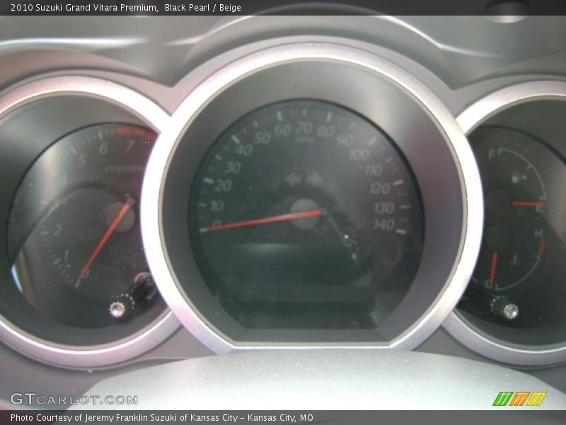 Black Pearl / Beige 2010 Suzuki Grand Vitara Premium