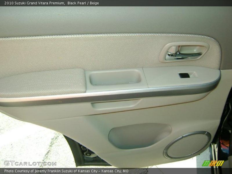 Black Pearl / Beige 2010 Suzuki Grand Vitara Premium