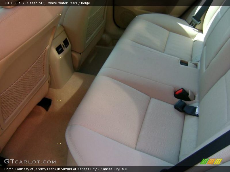 White Water Pearl / Beige 2010 Suzuki Kizashi SLS