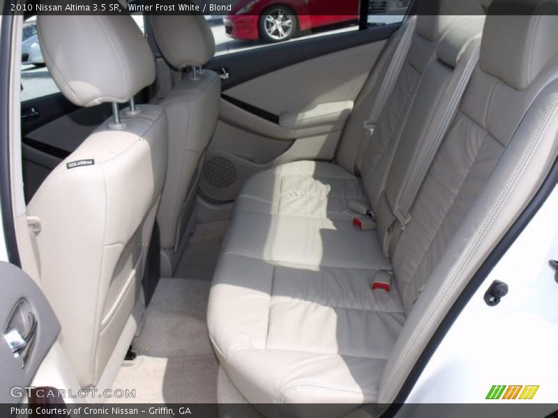 Winter Frost White / Blond 2010 Nissan Altima 3.5 SR