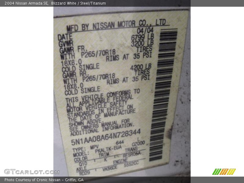 Blizzard White / Steel/Titanium 2004 Nissan Armada SE