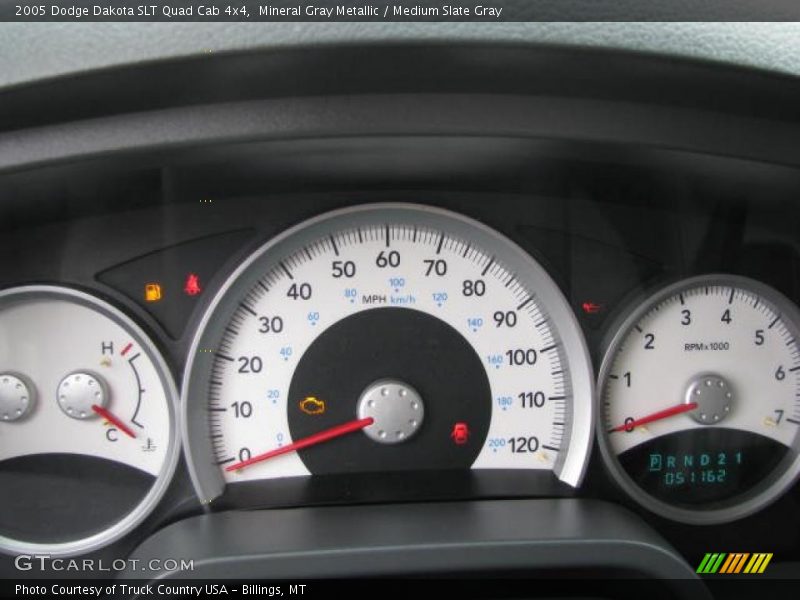 Mineral Gray Metallic / Medium Slate Gray 2005 Dodge Dakota SLT Quad Cab 4x4