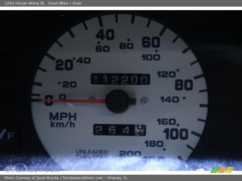 Cloud White / Dusk 1999 Nissan Altima SE