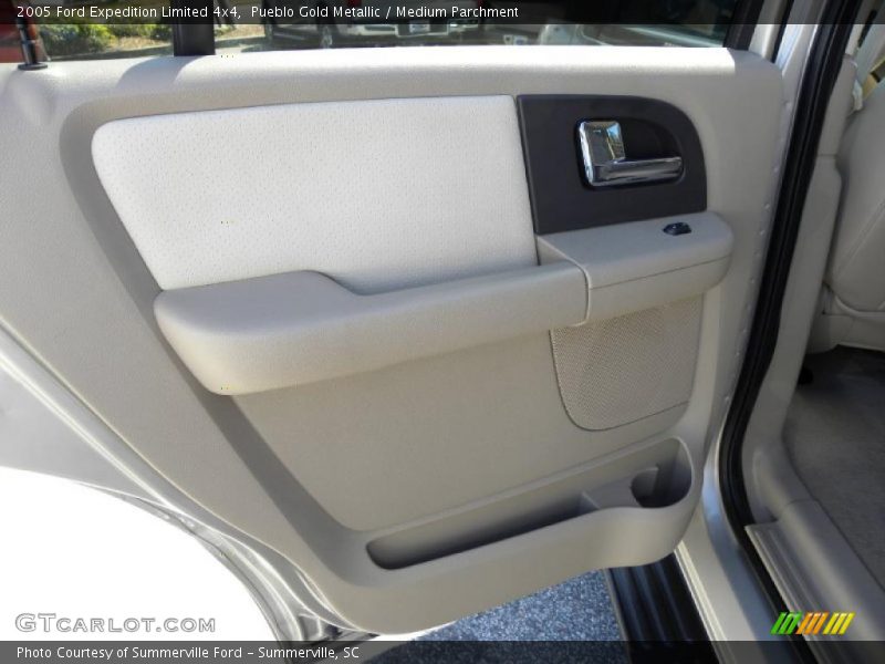 Pueblo Gold Metallic / Medium Parchment 2005 Ford Expedition Limited 4x4