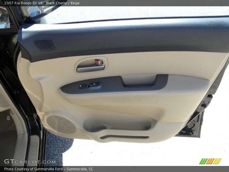 Black Cherry / Beige 2007 Kia Rondo EX V6