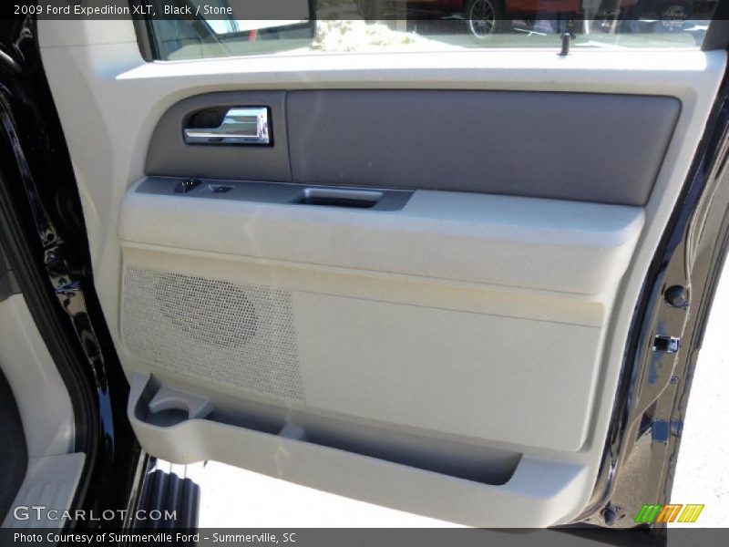 Black / Stone 2009 Ford Expedition XLT