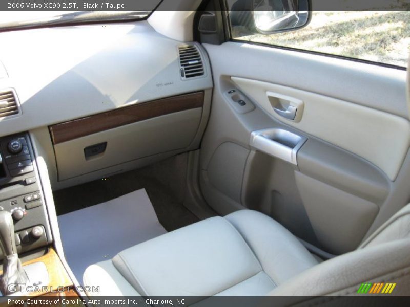 Black / Taupe 2006 Volvo XC90 2.5T