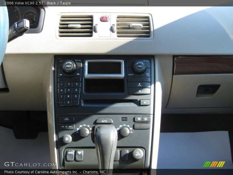 Black / Taupe 2006 Volvo XC90 2.5T