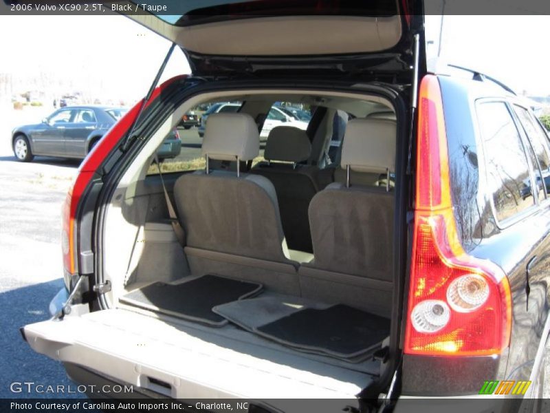 Black / Taupe 2006 Volvo XC90 2.5T