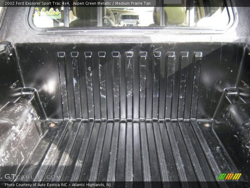 Aspen Green Metallic / Medium Prairie Tan 2002 Ford Explorer Sport Trac 4x4