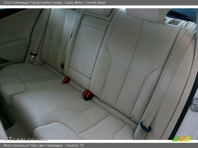 Candy White / Cornsilk Beige 2010 Volkswagen Passat Komfort Sedan