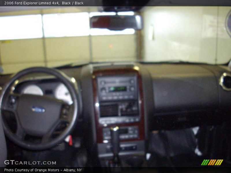 Black / Black 2006 Ford Explorer Limited 4x4