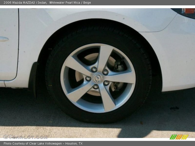 Whitewater Pearl Mica / Beige 2006 Mazda MAZDA3 i Sedan