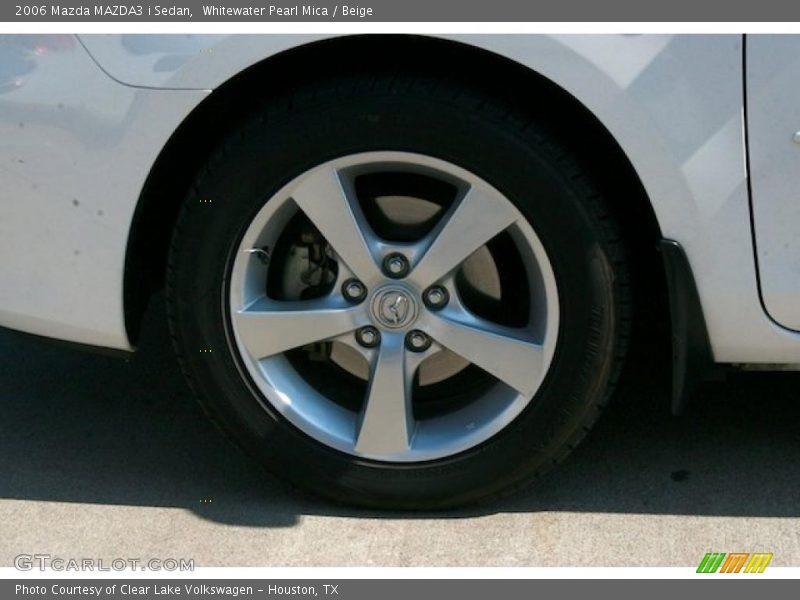 Whitewater Pearl Mica / Beige 2006 Mazda MAZDA3 i Sedan