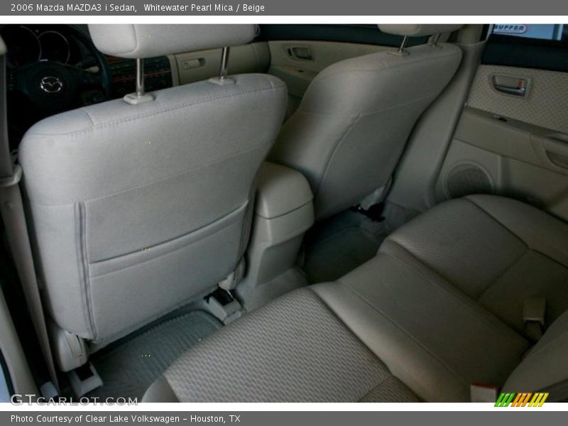 Whitewater Pearl Mica / Beige 2006 Mazda MAZDA3 i Sedan