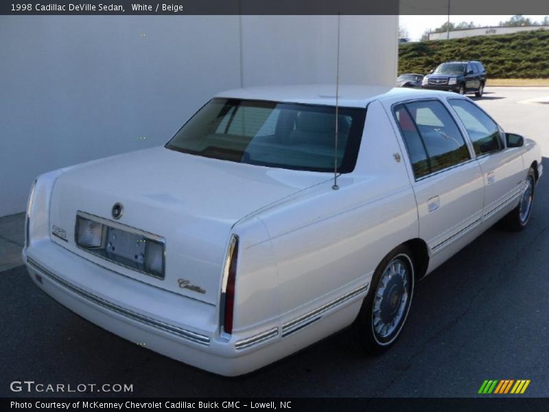 White / Beige 1998 Cadillac DeVille Sedan