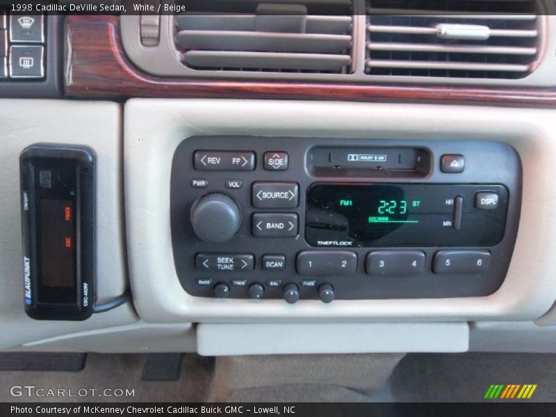 White / Beige 1998 Cadillac DeVille Sedan