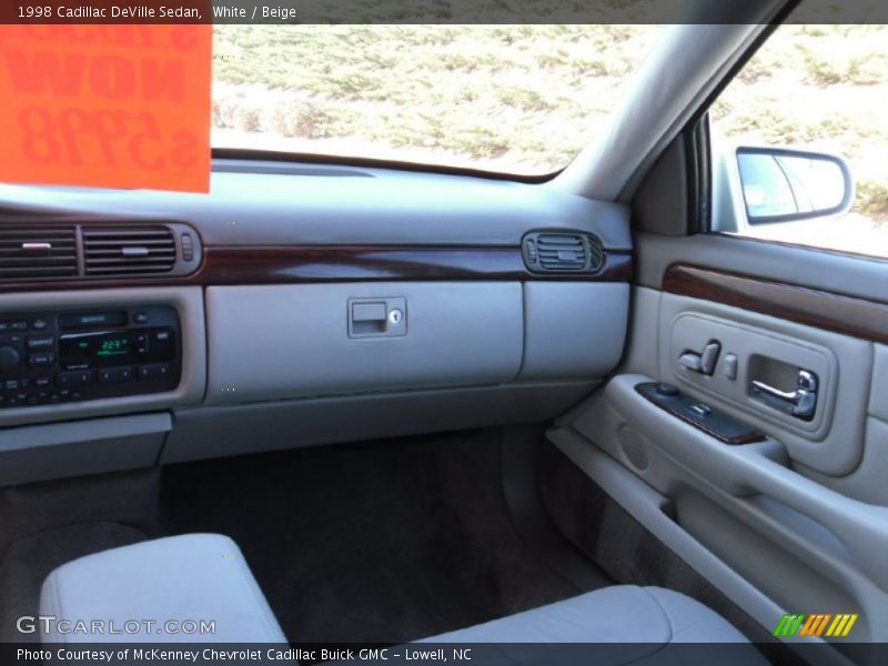 White / Beige 1998 Cadillac DeVille Sedan