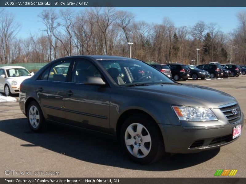 Willow Gray / Gray 2009 Hyundai Sonata GLS