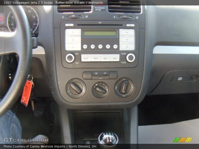 Reflex Silver Metallic / Anthracite 2007 Volkswagen Jetta 2.5 Sedan