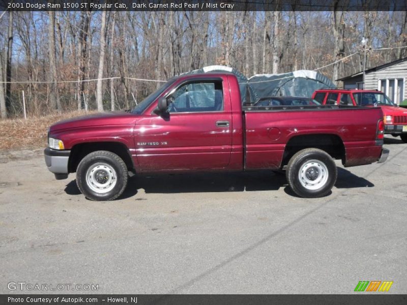 Dark Garnet Red Pearl / Mist Gray 2001 Dodge Ram 1500 ST Regular Cab