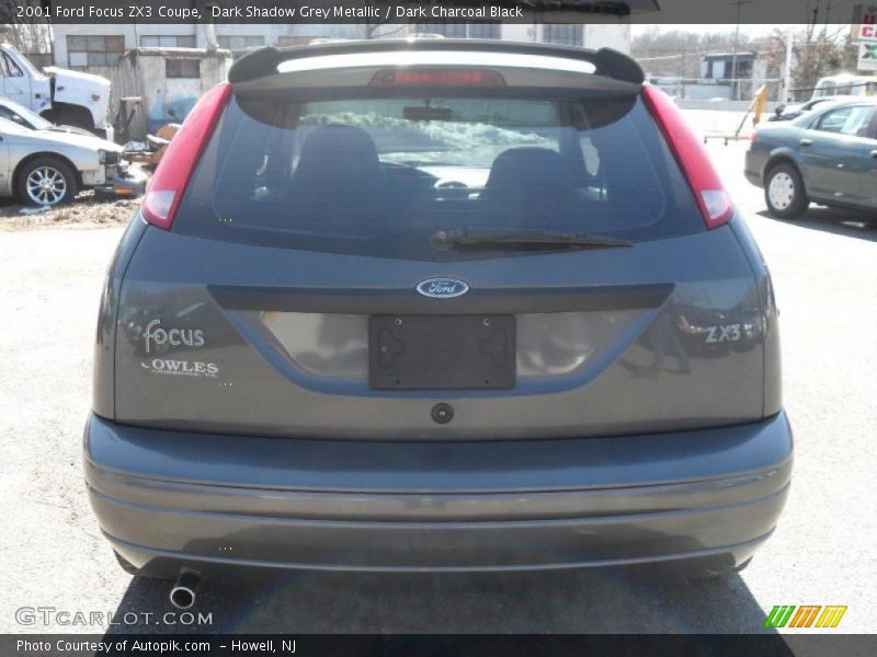 Dark Shadow Grey Metallic / Dark Charcoal Black 2001 Ford Focus ZX3 Coupe