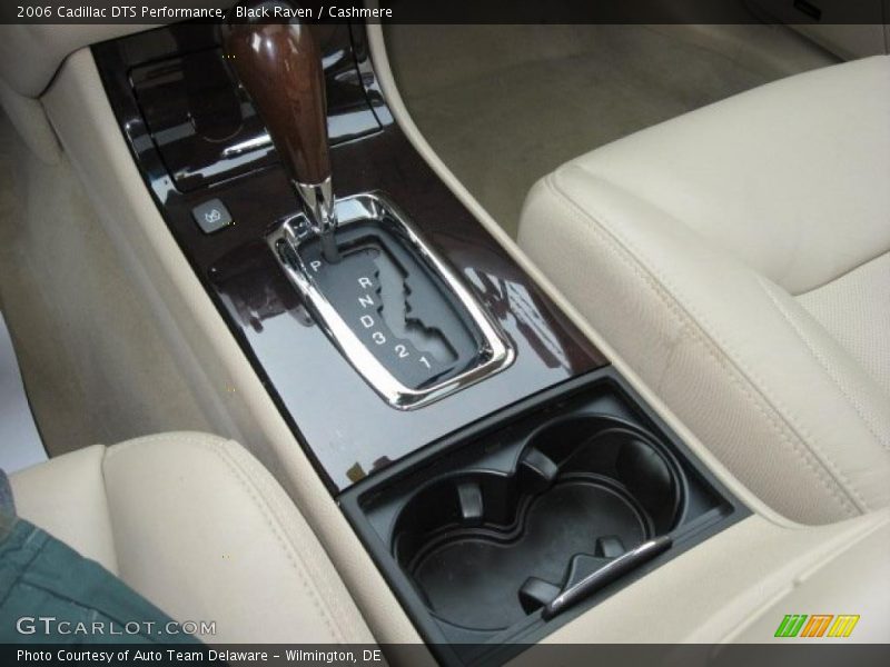 Black Raven / Cashmere 2006 Cadillac DTS Performance
