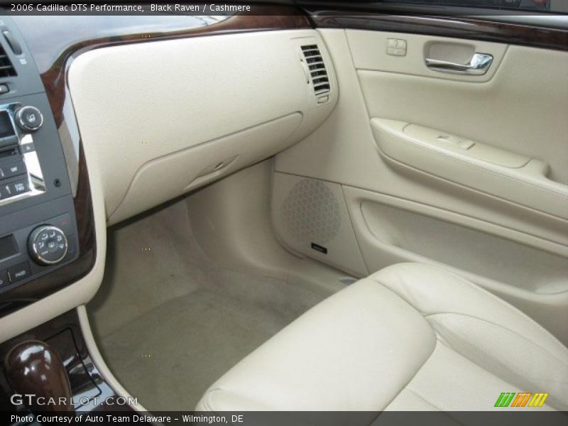 Black Raven / Cashmere 2006 Cadillac DTS Performance