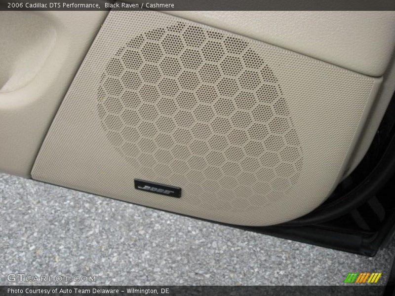 Black Raven / Cashmere 2006 Cadillac DTS Performance