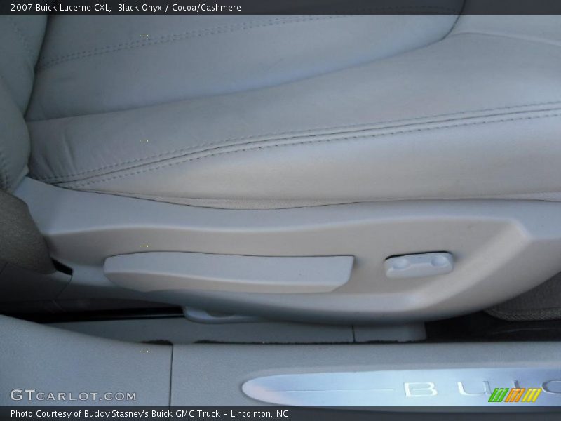 Black Onyx / Cocoa/Cashmere 2007 Buick Lucerne CXL