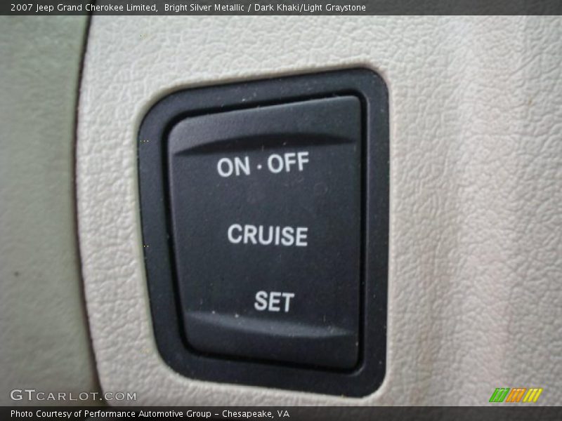 Bright Silver Metallic / Dark Khaki/Light Graystone 2007 Jeep Grand Cherokee Limited