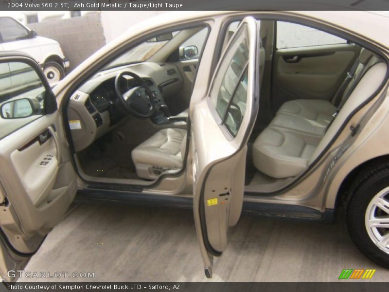 Ash Gold Metallic / Taupe/Light Taupe 2004 Volvo S60 2.5T